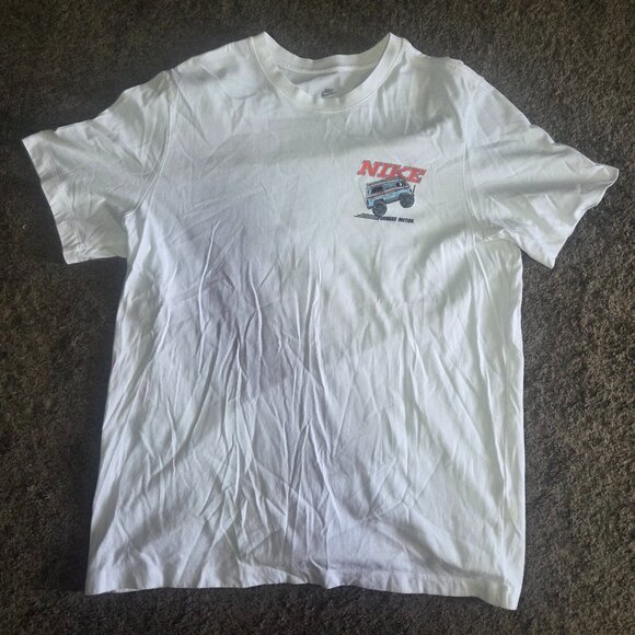 Nike Sole Rally 500 Shirt Mens XL White Crew Neck Lightweight Forward Motion Nev - Picture 1 of 8